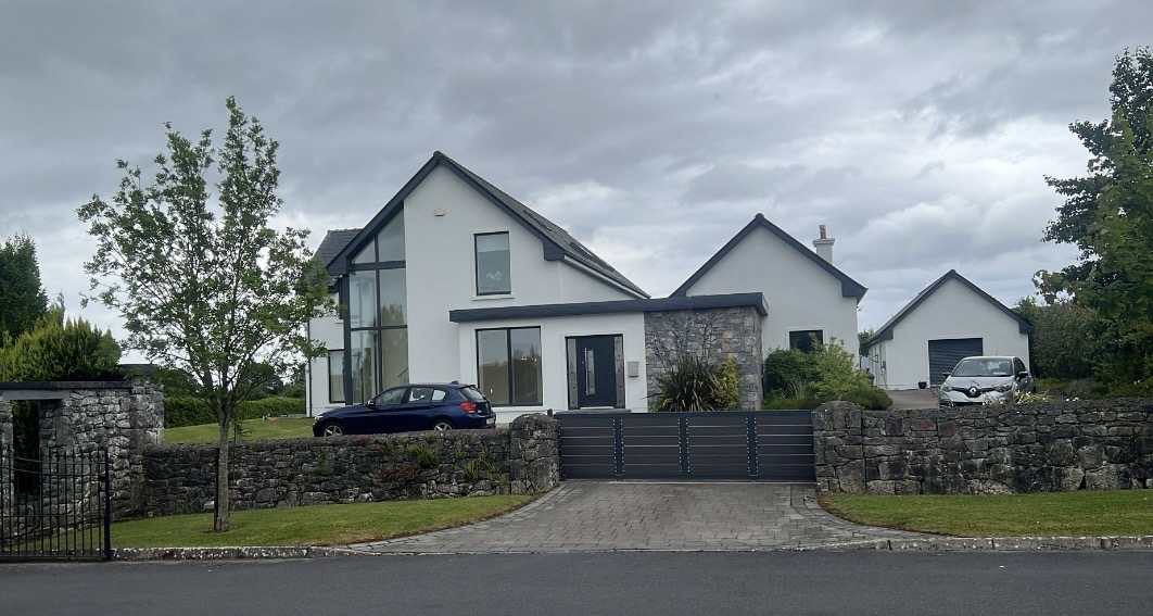Large 4 Bedroom House, Clarinbridge, Co.Galway 