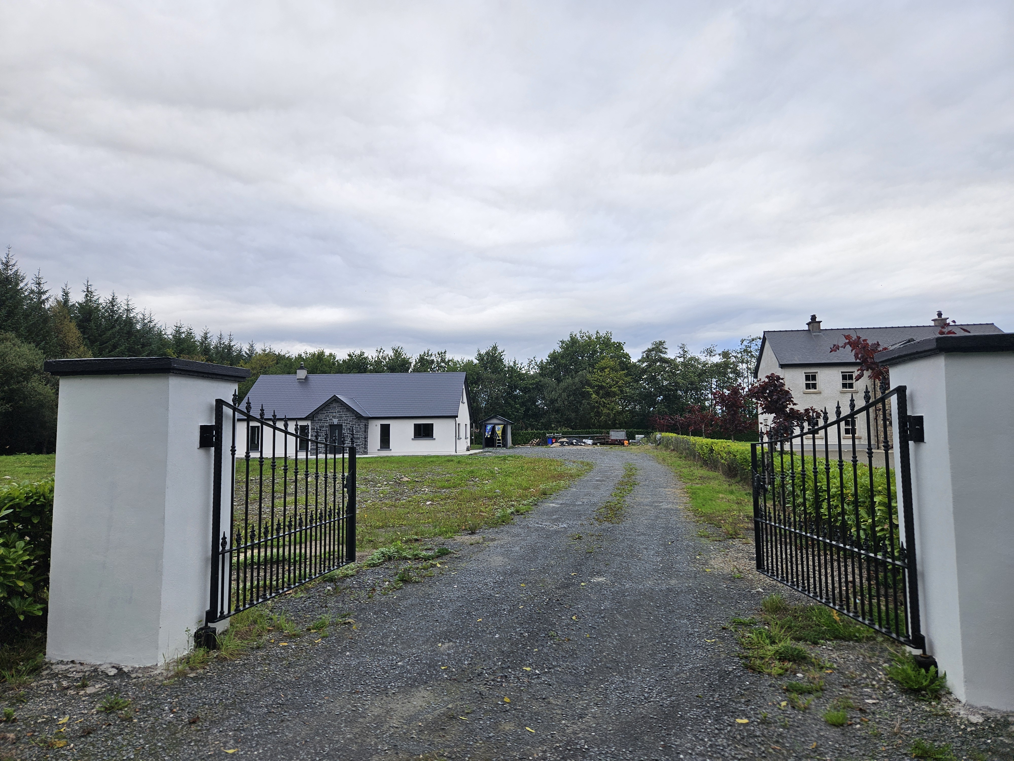 Newly build bungalow on private site
