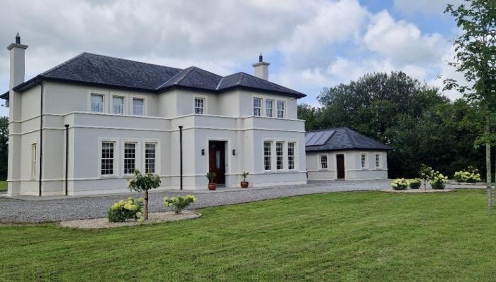 5 Bed House in Charleville, Co. Cork
