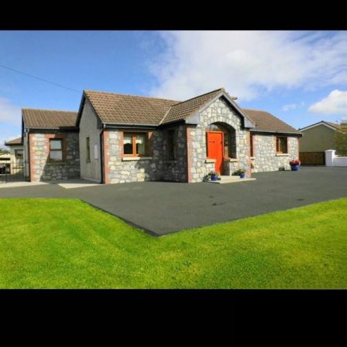 5 Bed Detached Home in Clarina, Co. Limerick