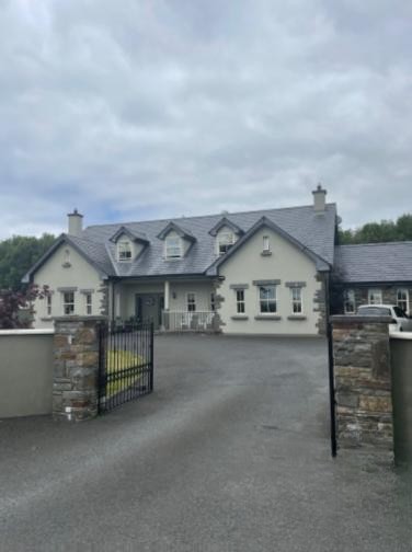 4 Bed Property in Kilmallock, Co. Limerick