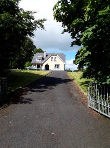 4 Bed House in Newmarket-on-fergus, Co. Clare