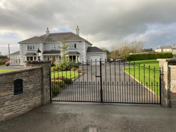 5 Bed Property in Kilmihil, Co. Clare