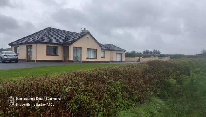 3 Bed House in Mountcollins