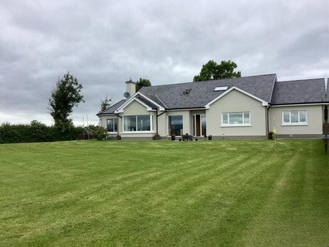 5 Bed House in Whitegate, Co. Clare