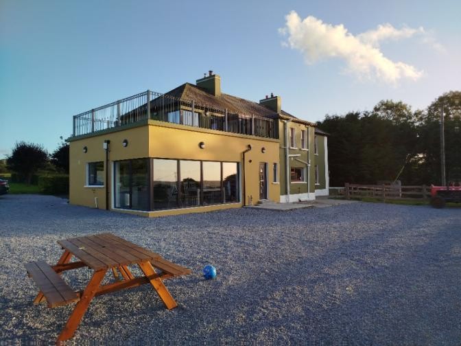 3 Bed Farmhouse in Glin/tarbert, Co. Limerick
