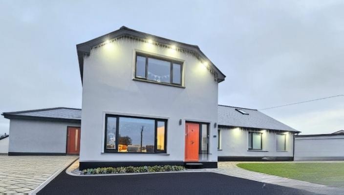 6 Bed House in Quin, Co. Clare