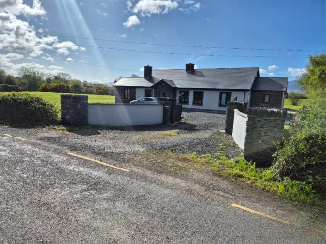 2 Bed Bungalow in Milltown, Co. Kerry