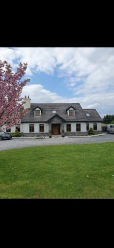 6 Bed Bungalow in Ballybrophy, Co. Laois
