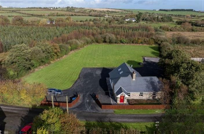 3 Bed Cottage in Listowel, Co. Kerry