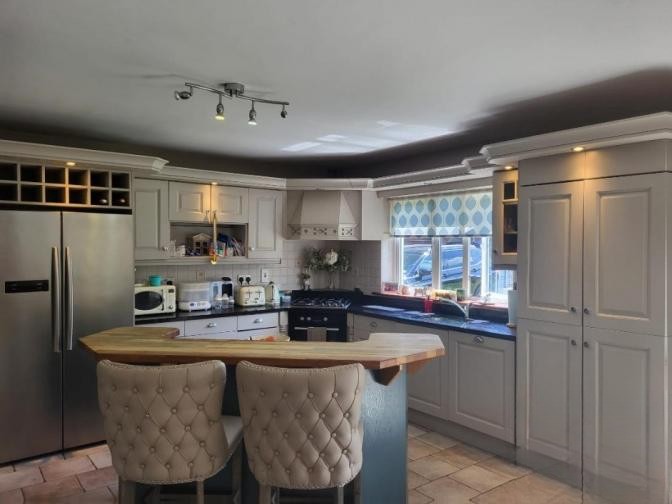 5 Bed Detached Home in Limerick City