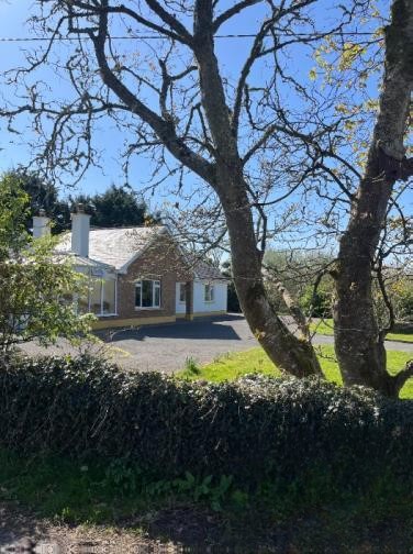 3 Bed Bungalow in Tubber, Co. Clare