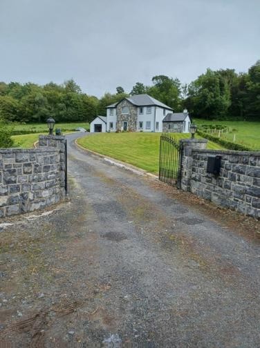 4 Bed House in Barefield, Co. Clare