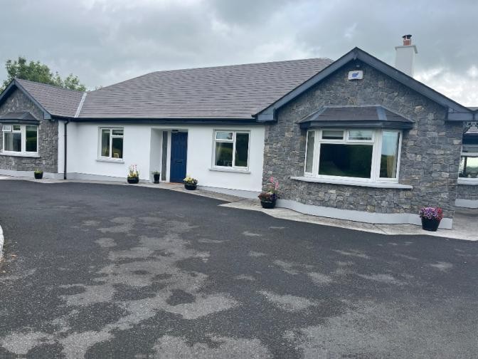 4 Bed Bungalow in Dromcollogher, Co. Limerick
