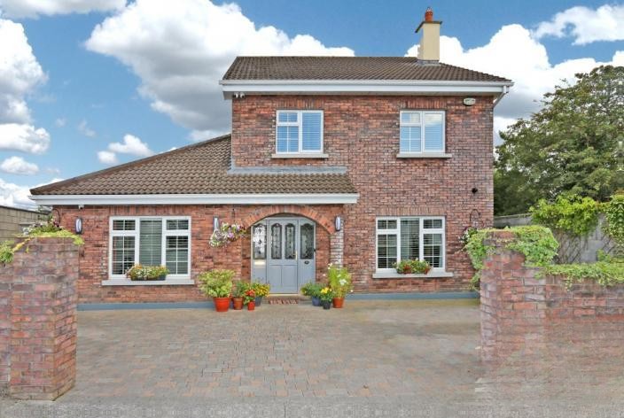 6 Bed Detached Home in Raheen, Co. Limerick