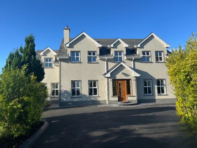 5 Bed Detached Home in Turloughmore, Co. Galway