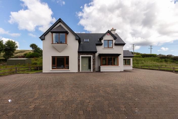 4 Bed House in Spa Road, Co. Kerry