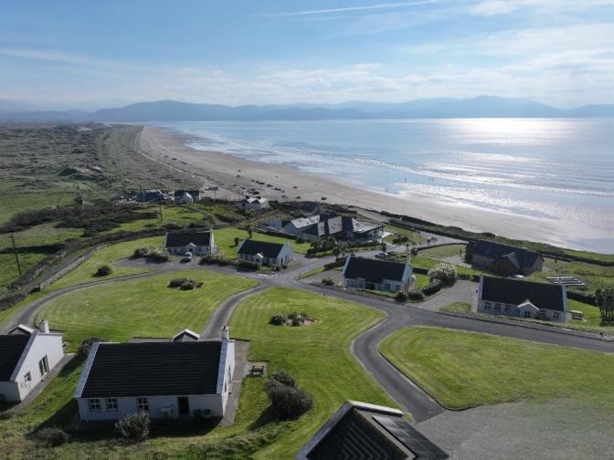 7+ Bed House in Inch Beach, Co. Kerry