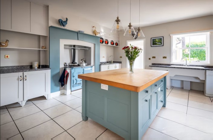 4 Bed Home, Co. Cork