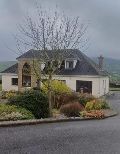 6 Bed Home in Toomevara, Co. Tipperary