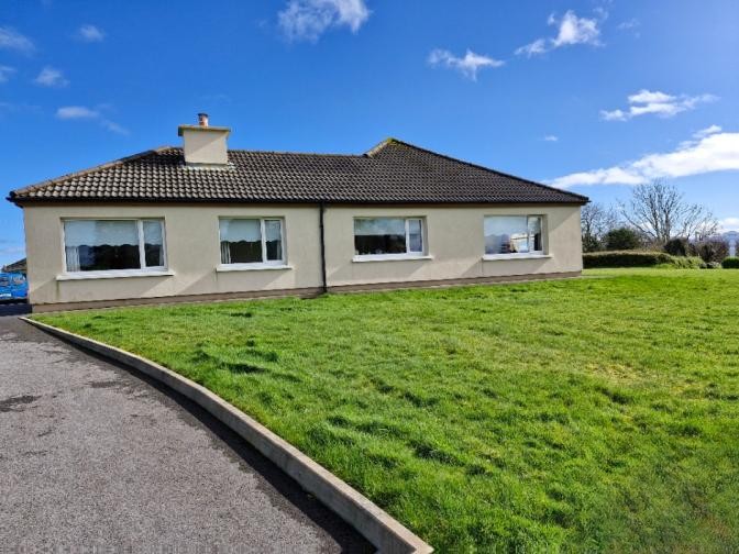 4 Bed Bungalow in Overlooking The Lakes Of Killarney, Co. Kerry