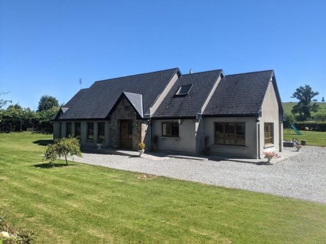 4 Bed House in Nenagh, Co. Tipperary