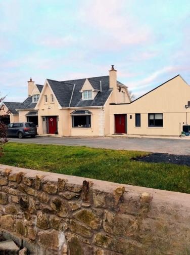 6 Bed House in Meelick, Co. Clare