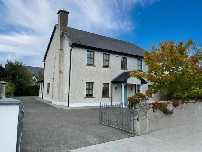 6 Bed House in Kenny Heights, Co. Kerry
