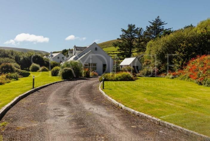 4 Bed Cottage in Ballybeg, Co. Kerry