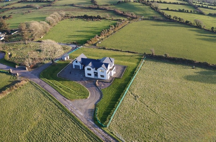 6 Bed Apartment in Milltown, Co. Kerry