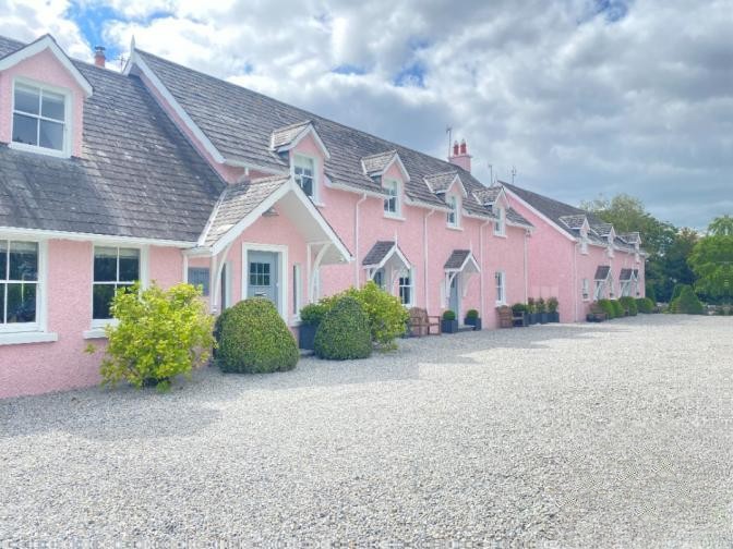 7+ Bed Apartment in Cornamult, Co. Tipperary