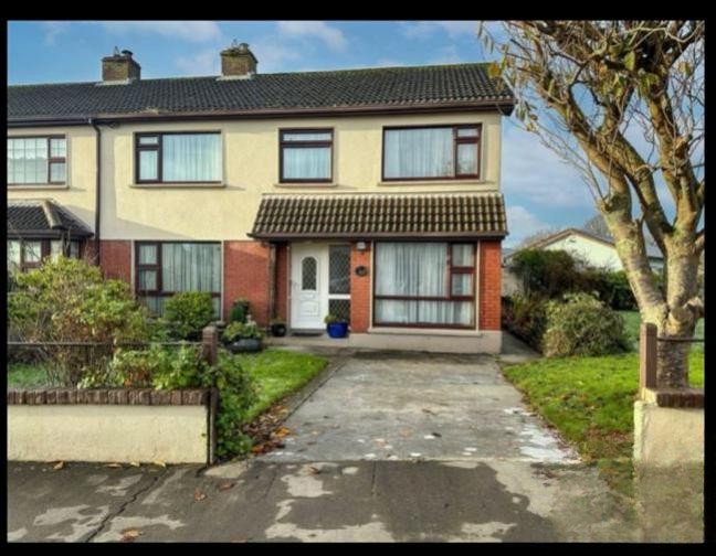 6 Bed House in Renmore, Co. Galway
